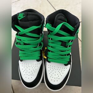 Jordan 1 Retro High “Lucky Green” ☘️